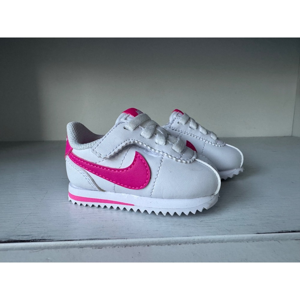New Nike Cortez Easy On Baby Infant Sneakers White Laser Fuchsia Size 2